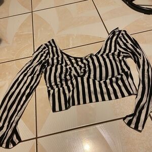 Long sleeve body central top